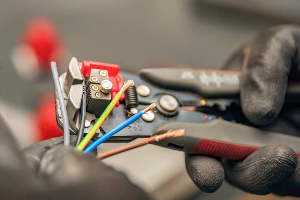 Best Electrical Outlet Repair  in Phoenix, AZ